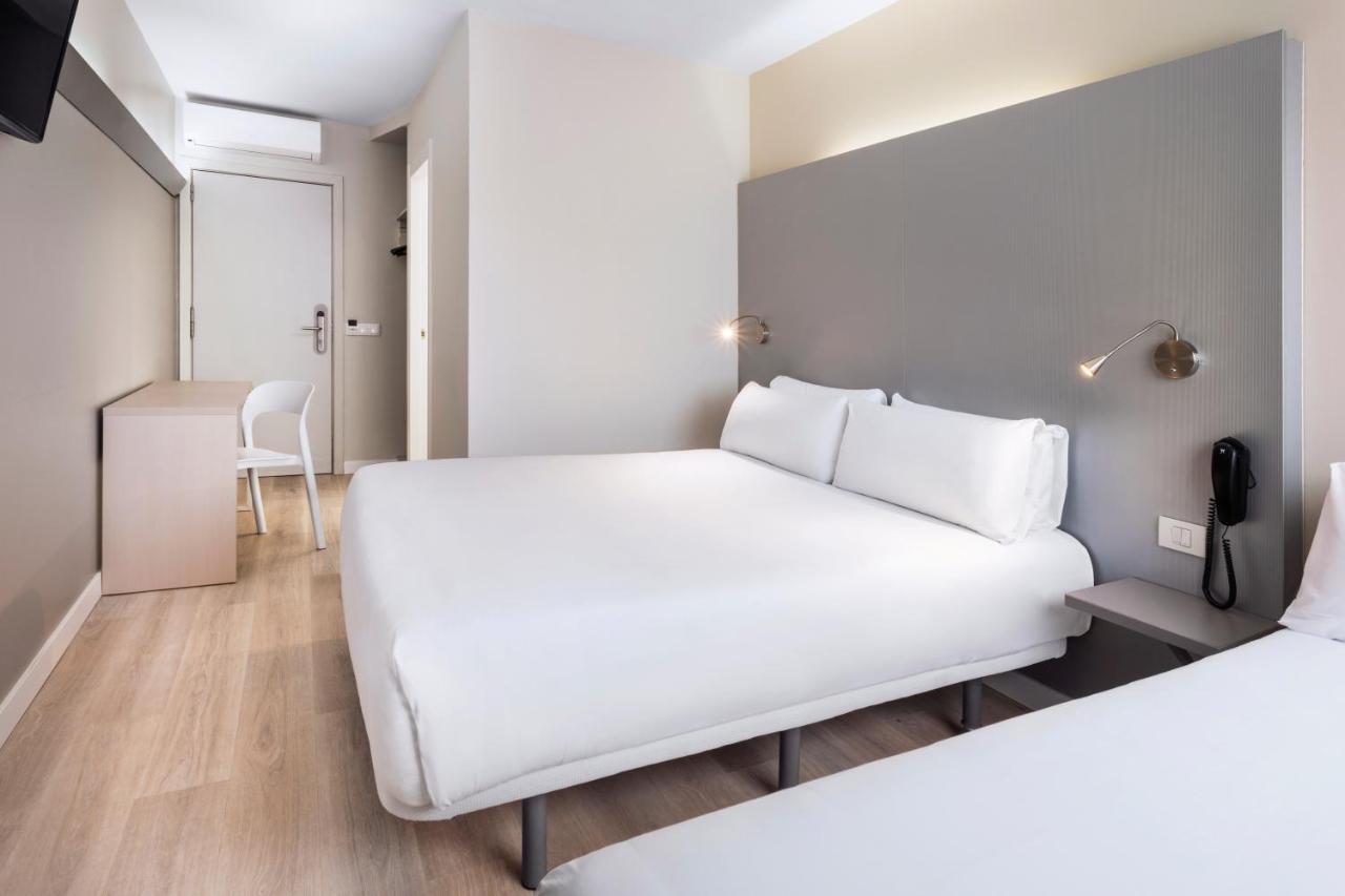 Barcelona Mollet 2*